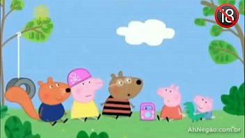 ELA SENTA NA PICA BRANCA, ELA SENTA NA PICA PRETA (feat. Pepa Pig)