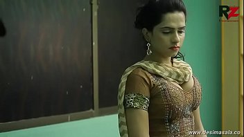 desimasala.co -  Young girl romance with boss for promotion