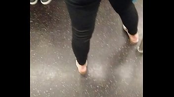 Nice white girl with a fat ass in the subway