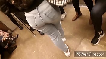 Big beautiful round ass in jeans