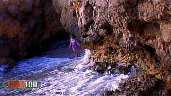 French slut Penelope Tiger fucked in the ass at the beach