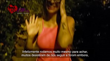 Corno manso filma a cadela da esposa prenha com estranhos no Mirante da Lapa em São Paulo, mamando e sendo arrombada por vários
