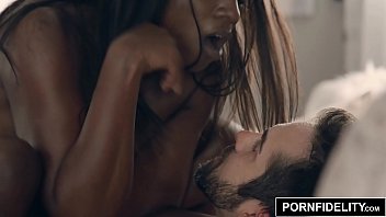 Ana Foxxx and Donnie in Passionate Interracial Fuck