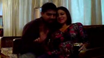 Pakisthani hot couple fuck on sofa