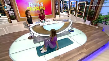 türk televizyonlarında seksi yoga