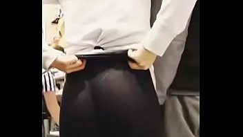 Teen with tight ass in yoga pants flaunts her good