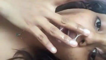 Beautiful habeshan girl fingering her self till she cum and lick it