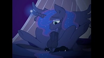 Clop - Luna Sucks Herself