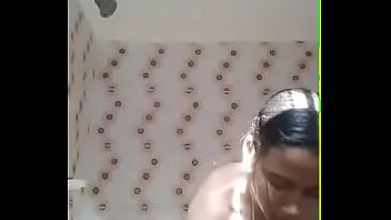 aunty bath capture - hidden cam .mp4